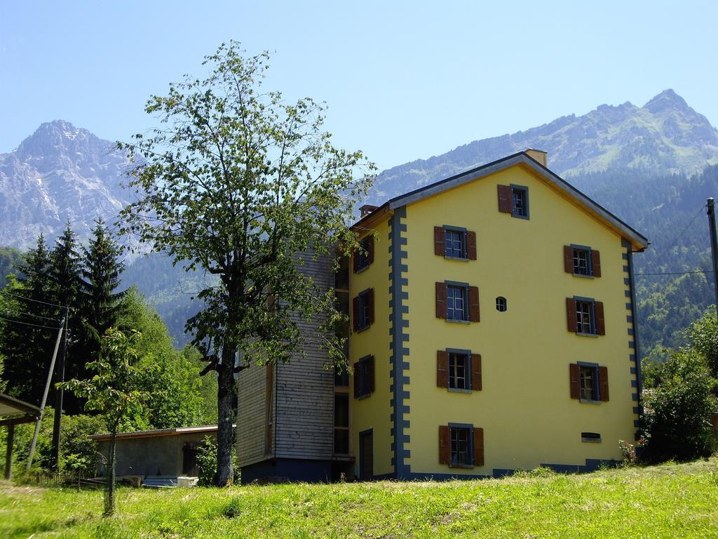 Heidi'S Guesthouse Frenieres ภายนอก รูปภาพ