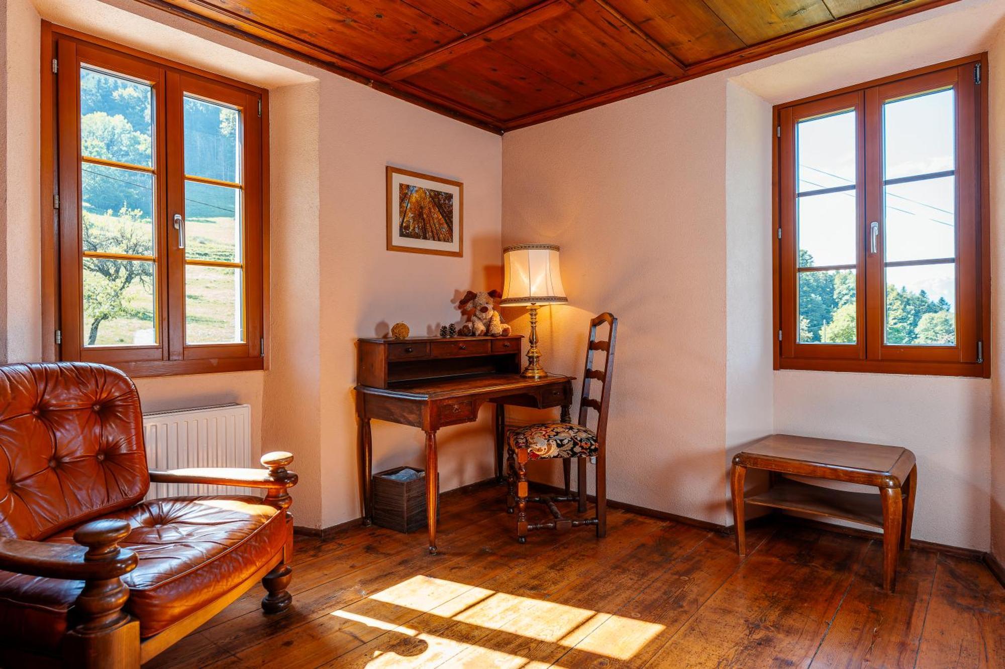 Heidi'S Guesthouse Frenieres ภายนอก รูปภาพ